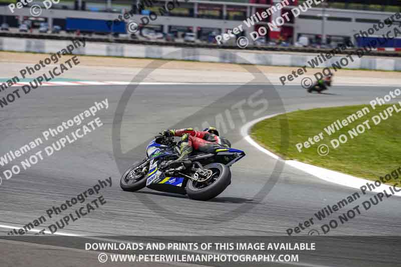 cadwell no limits trackday;cadwell park;cadwell park photographs;cadwell trackday photographs;enduro digital images;event digital images;eventdigitalimages;navarra;no limits trackdays;peter wileman photography;racing digital images;trackday digital images;trackday photos